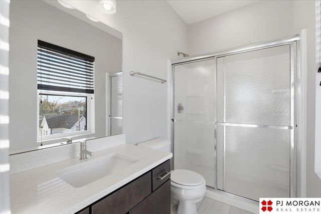 919 S 31st Street, Omaha, NE 68105