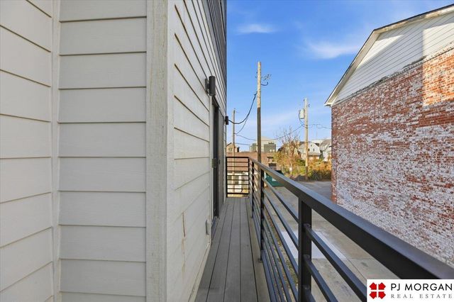 919 S 31st Street, Omaha, NE 68105