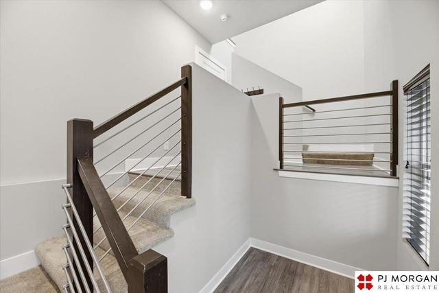 919 S 31st Street, Omaha, NE 68105