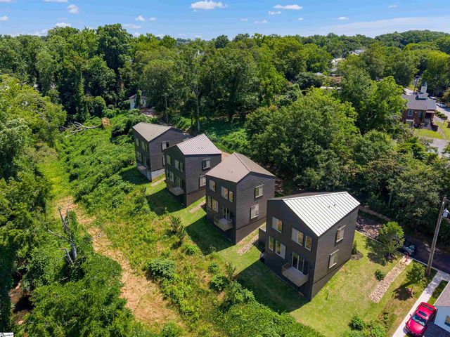 11 Mount Zion Avenue, Greenville, SC 29609