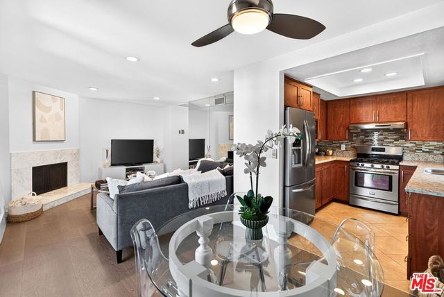 848 Lincoln Boulevard N, Santa Monica, CA 90403