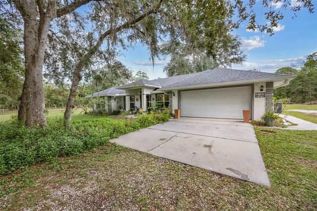 2725 NE COUNTY ROAD 234, Gainesville, FL 32641