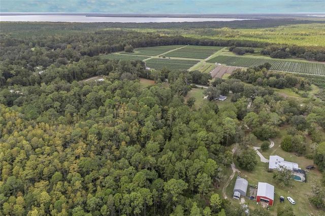 2725 NE COUNTY ROAD 234, Gainesville, FL 32641