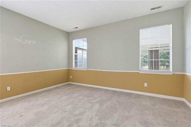 906 Hanson DR, Newport News, VA 23602