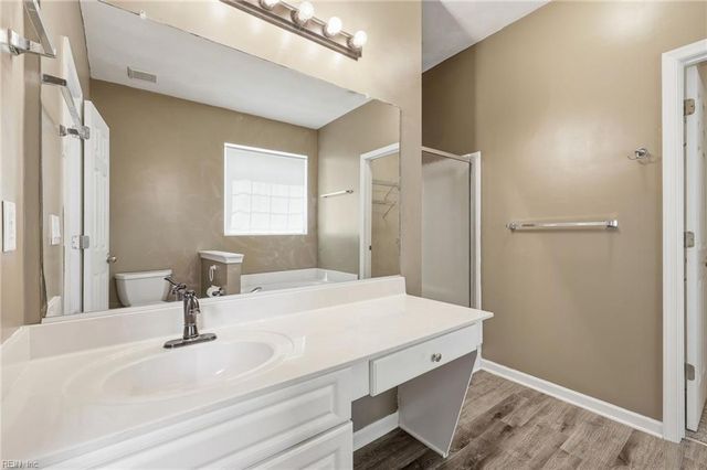 906 Hanson DR, Newport News, VA 23602