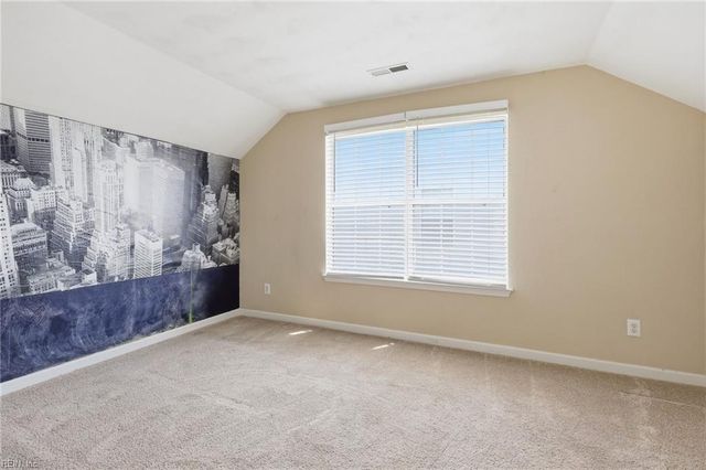 906 Hanson DR, Newport News, VA 23602
