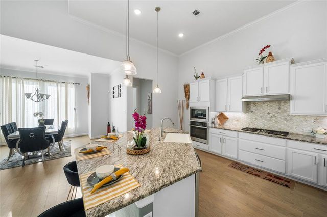 9207 Secretariat Lane, Baytown, TX 77523