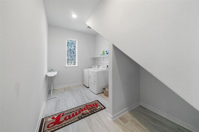 9207 Secretariat Lane, Baytown, TX 77523