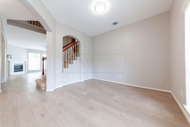 18123 Somerset Knolls, Houston, TX 77094