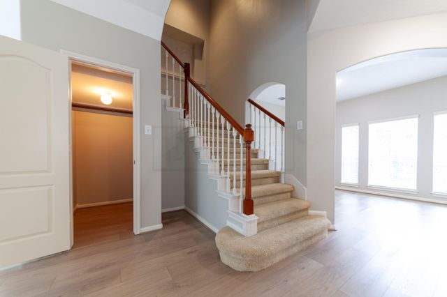 18123 Somerset Knolls, Houston, TX 77094