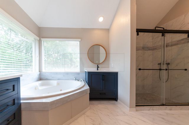 18123 Somerset Knolls, Houston, TX 77094