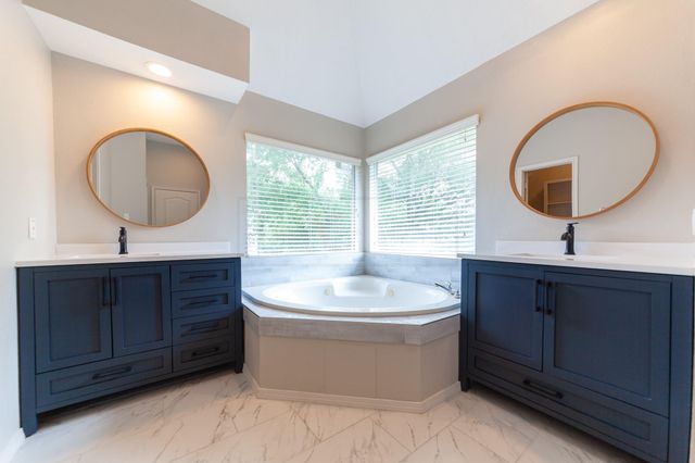 18123 Somerset Knolls, Houston, TX 77094