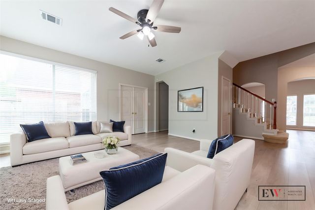 18123 Somerset Knolls, Houston, TX 77094