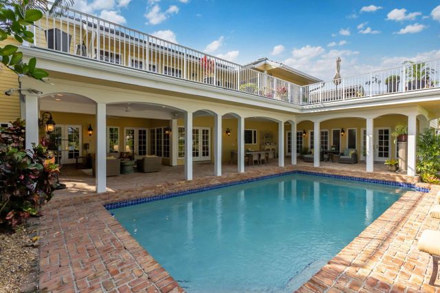 2883 Banyan Boulevard Circle NW, Boca Raton, FL 33431