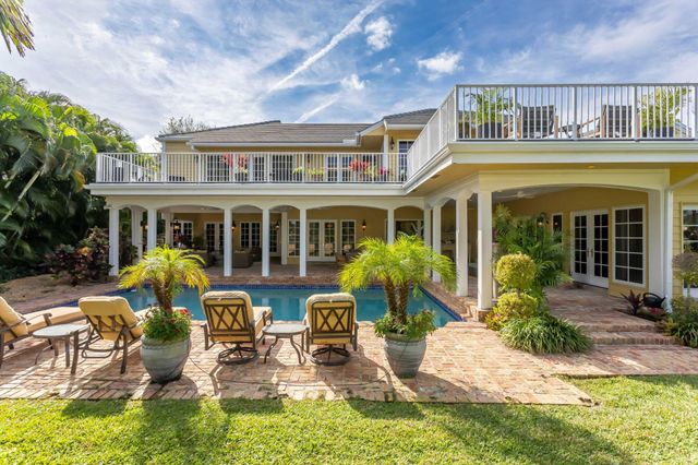 2883 Banyan Boulevard Circle NW, Boca Raton, FL 33431