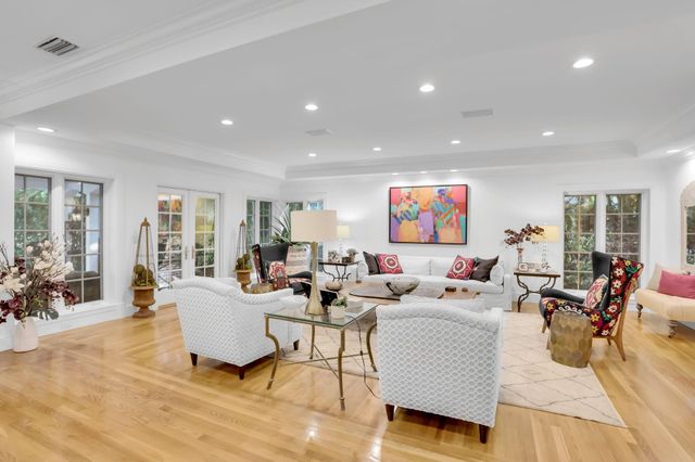 2883 Banyan Boulevard Circle NW, Boca Raton, FL 33431