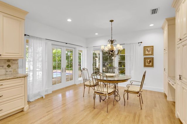 2883 Banyan Boulevard Circle NW, Boca Raton, FL 33431