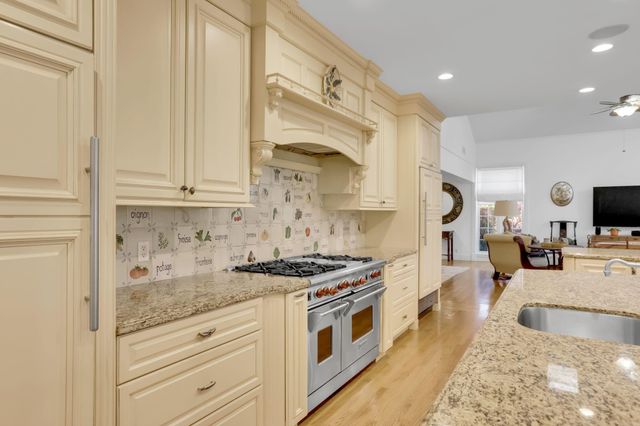 2883 Banyan Boulevard Circle NW, Boca Raton, FL 33431