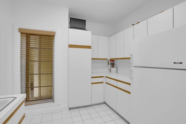 2883 Banyan Boulevard Circle NW, Boca Raton, FL 33431