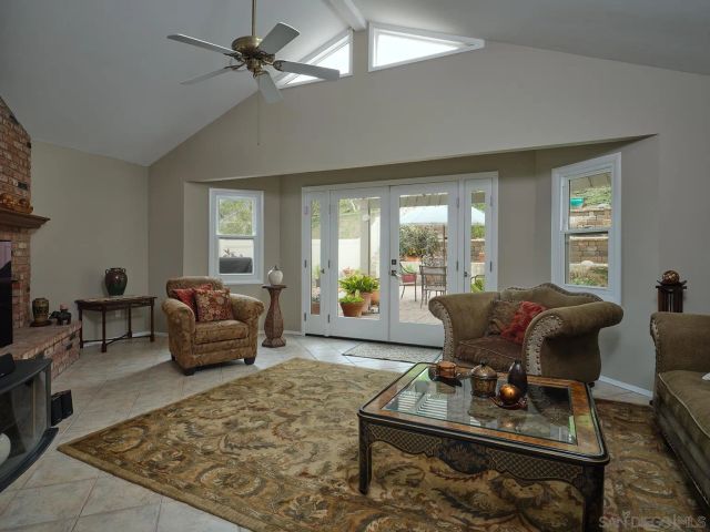 7949 Deerfield St, San Diego, CA 92120