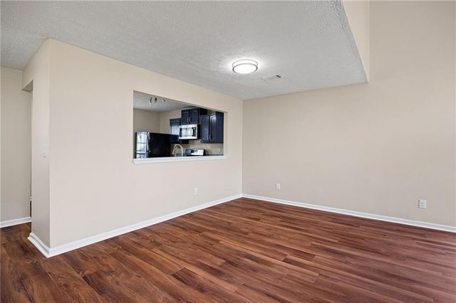 1682 Harvest Hill Lane NW, Kennesaw, GA 30144