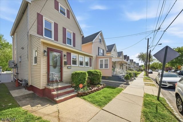 148 Jerome Pl, Bloomfield Twp., NJ 07003