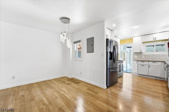 148 Jerome Pl, Bloomfield Twp., NJ 07003