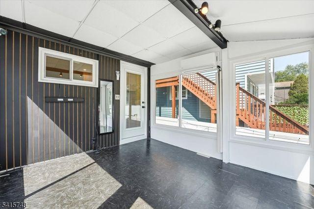 148 Jerome Pl, Bloomfield Twp., NJ 07003