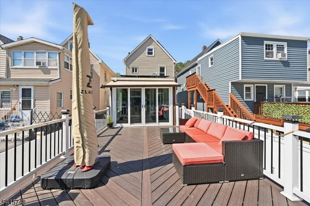 148 Jerome Pl, Bloomfield Twp., NJ 07003