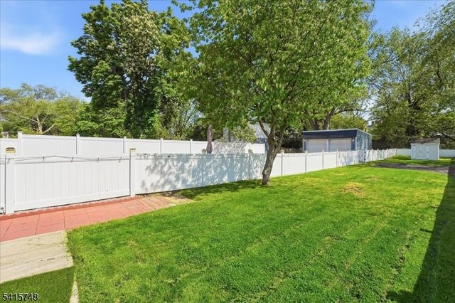 148 Jerome Pl, Bloomfield Twp., NJ 07003