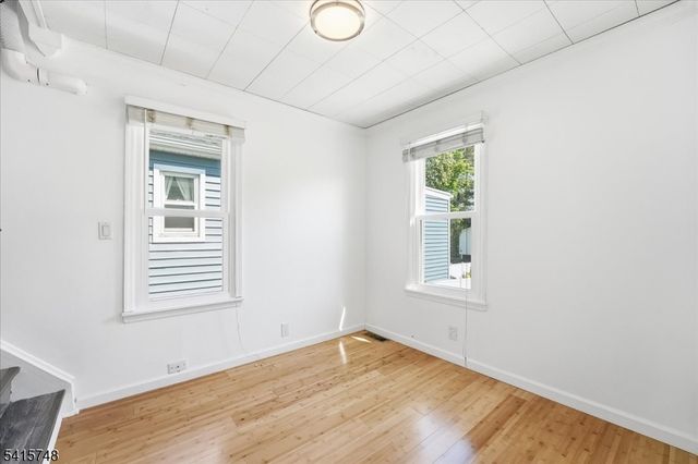 148 Jerome Pl, Bloomfield Twp., NJ 07003