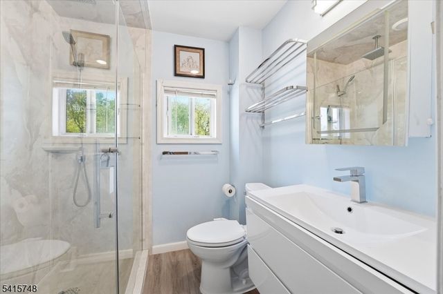 148 Jerome Pl, Bloomfield Twp., NJ 07003