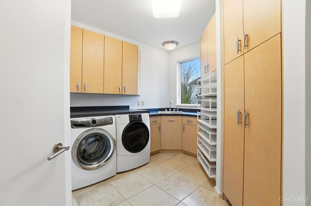 3275 Legacy Trace, Amberley, OH 45237