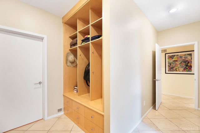 3275 Legacy Trace, Amberley, OH 45237