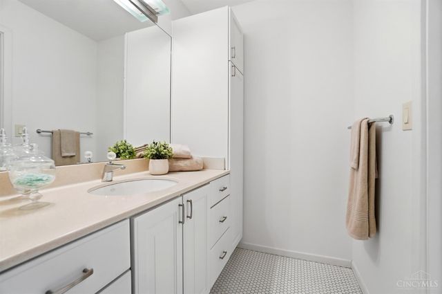 3275 Legacy Trace, Amberley, OH 45237