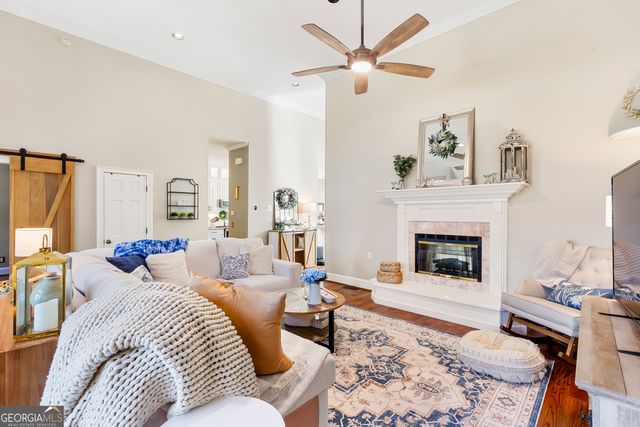 218 Hidden Lakes Drive, Carrollton, GA 30116