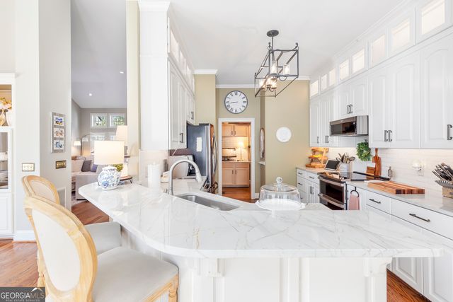 218 Hidden Lakes Drive, Carrollton, GA 30116