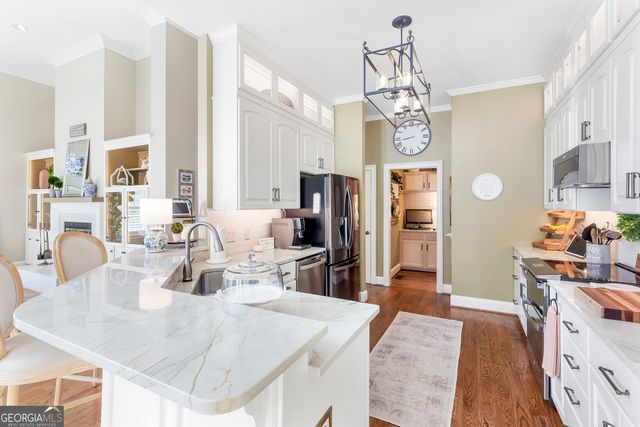 218 Hidden Lakes Drive, Carrollton, GA 30116