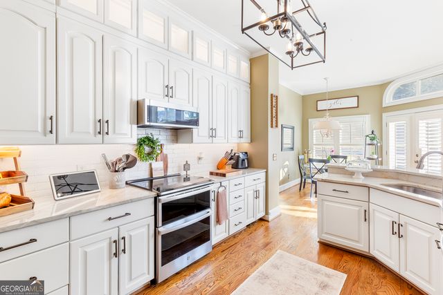 218 Hidden Lakes Drive, Carrollton, GA 30116