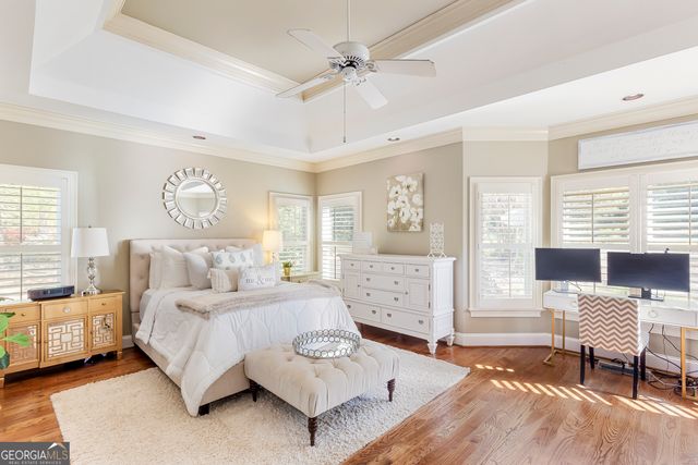 218 Hidden Lakes Drive, Carrollton, GA 30116