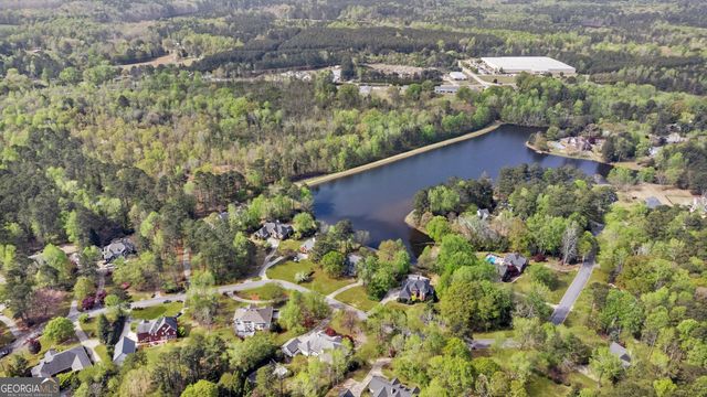 218 Hidden Lakes Drive, Carrollton, GA 30116