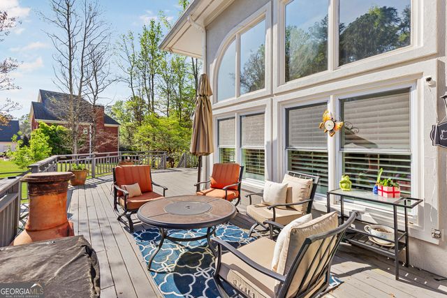 218 Hidden Lakes Drive, Carrollton, GA 30116