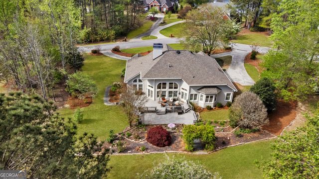 218 Hidden Lakes Drive, Carrollton, GA 30116