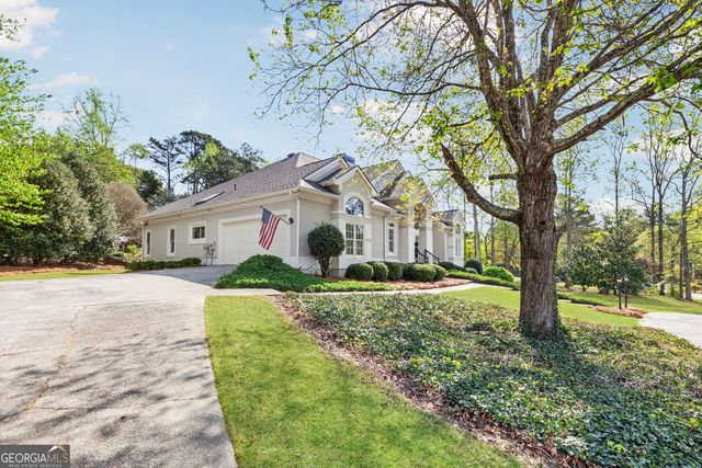 218 Hidden Lakes Drive, Carrollton, GA 30116