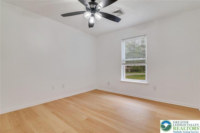 2105 Cottonwood Lane, Coolbaugh Twp, PA 18466