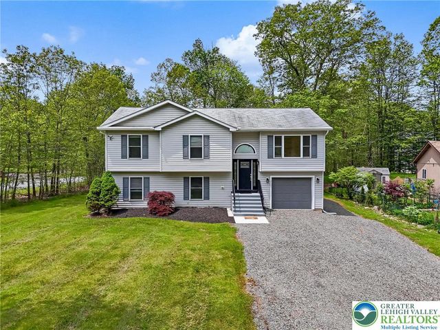 2105 Cottonwood Lane, Coolbaugh Twp, PA 18466