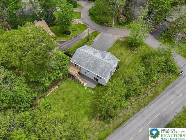 2105 Cottonwood Lane, Coolbaugh Twp, PA 18466