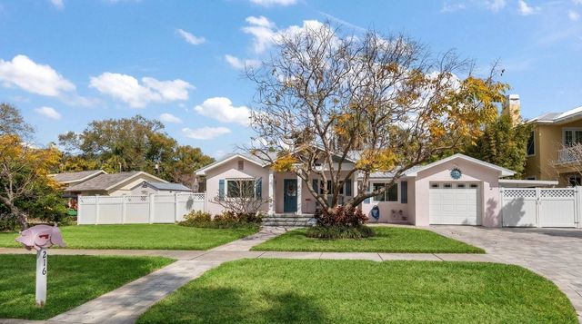 216 GROVE CIRCLE S, Dunedin, FL 34698