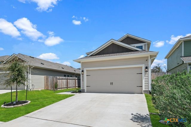 2625 Brand Iron Drive, San Marcos, TX 78666