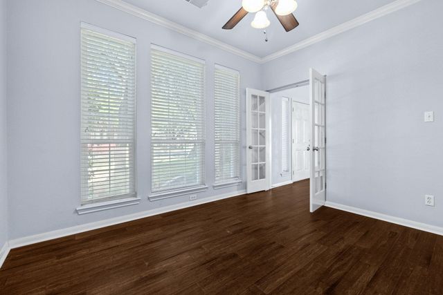 8105 Longdraw DR, Round Rock, TX 78681